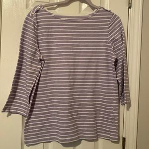 Croft and barrow women’s size large top. Purple and white.